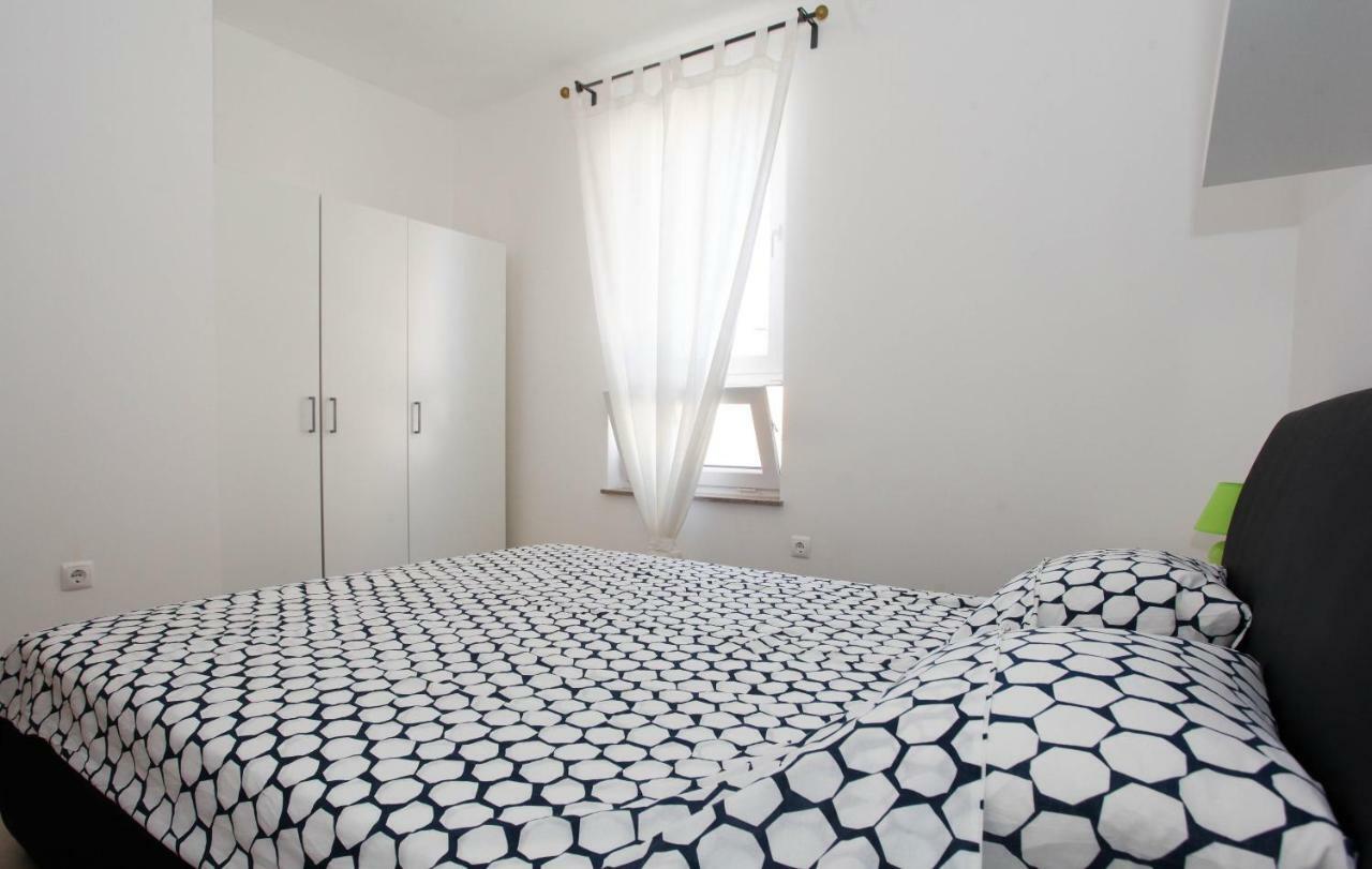Apartman Kimi 실로 외부 사진
