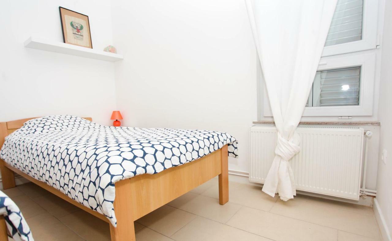 Apartman Kimi 실로 외부 사진